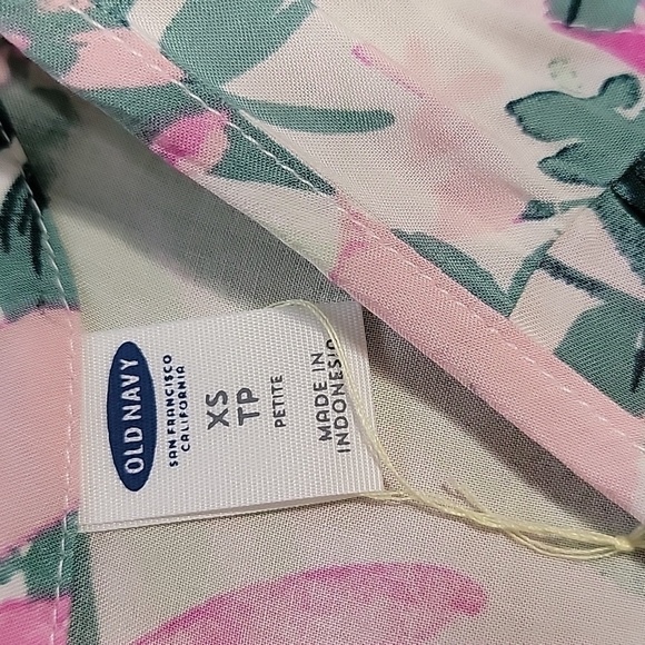 Old Navy Size XSP Patterned V Neck Cutout Tank Top, NEW With Tag - Picture 12 of 13